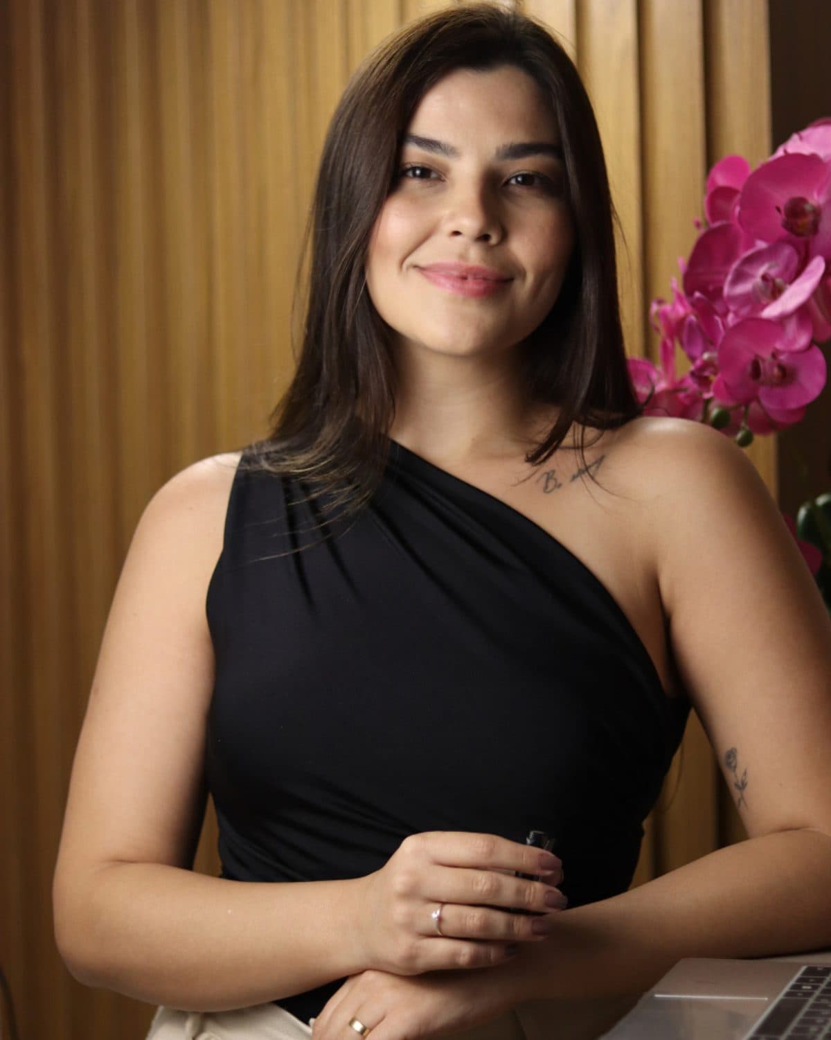 Dra. Lorenna Keren